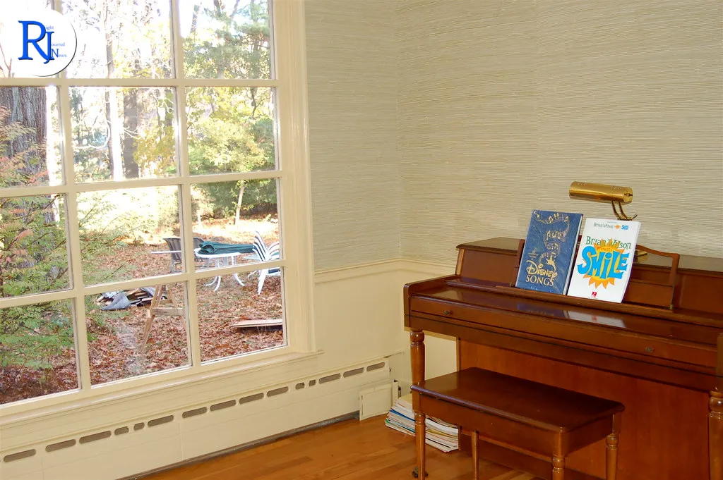 The Timeless Appeal of Grasscloth Wallpaper: A Home Decor Staple