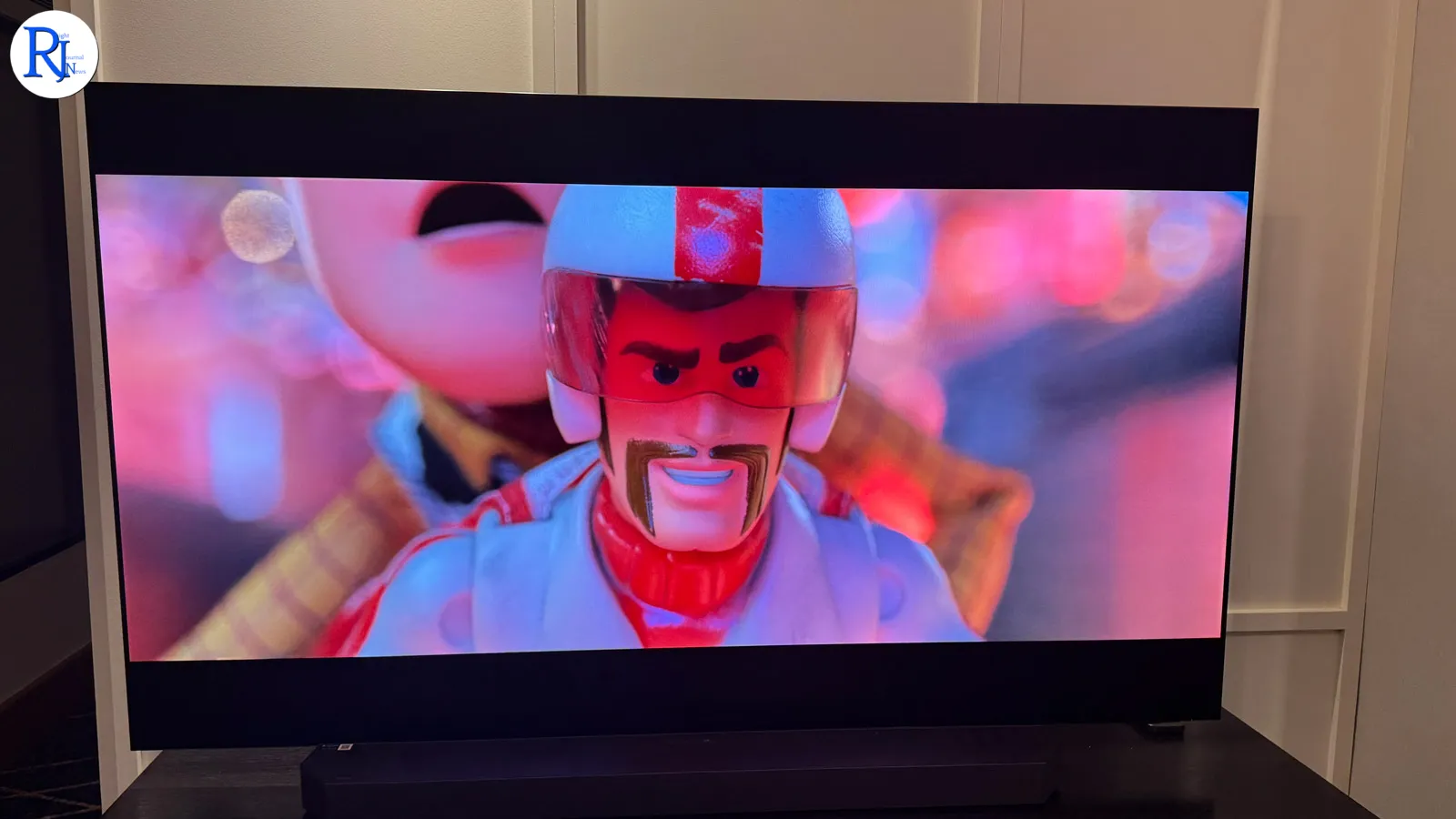 Samsung S95F's Anti-Glare Innovation Sparks Excitement for 2025 TV Technology