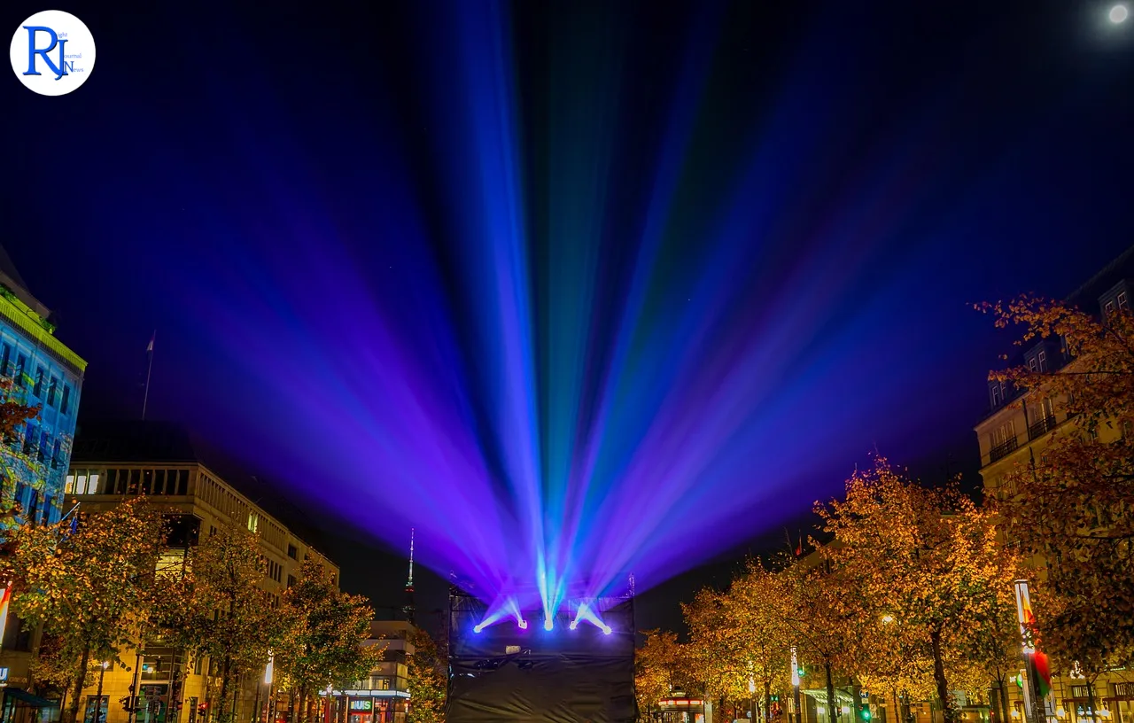 Stunning Visual Spectacle Sets World Record with 250-Million Pixel Projection