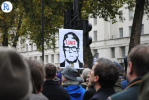 Guardian Column Warns Starmer Risks Squandering Labour’s 2024 Landslide